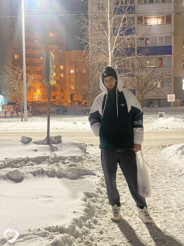 Евгений, 28, Нефтеюганске — анкета №2424089