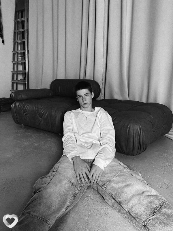 Алексей, 20, Минске — анкета №2424932