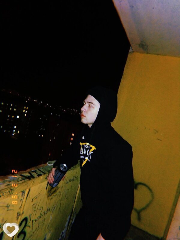 Александр, 20, Жлобине — анкета №2424906