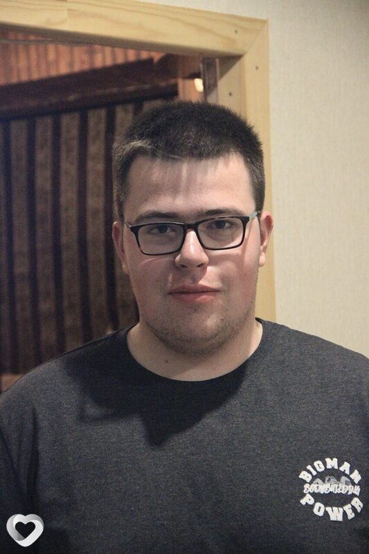 Иван, 22, Адлер — анкета №2424996