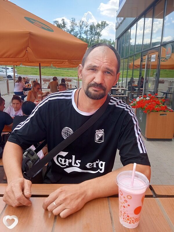 Павел, 46, Жигулевске — анкета №2425000