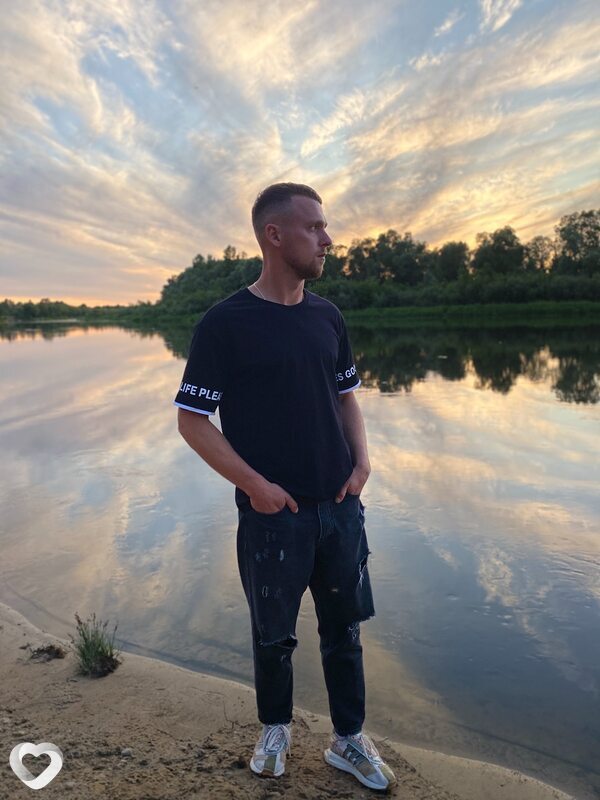 Дмитрий, 26, Светлогорске — анкета №2425225