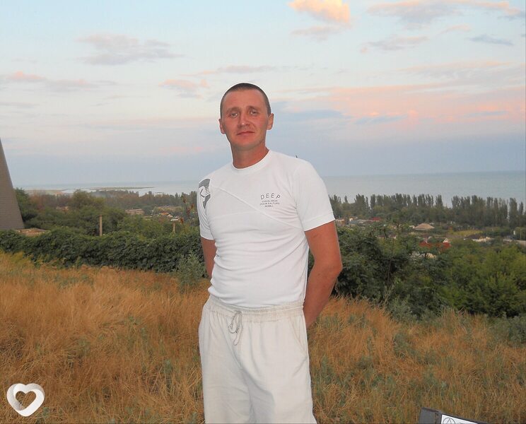 Олег, 46, Киеве — анкета №2425395