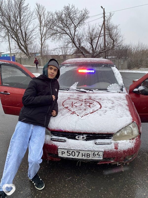 Артем, 19, Саратове — анкета №2425567