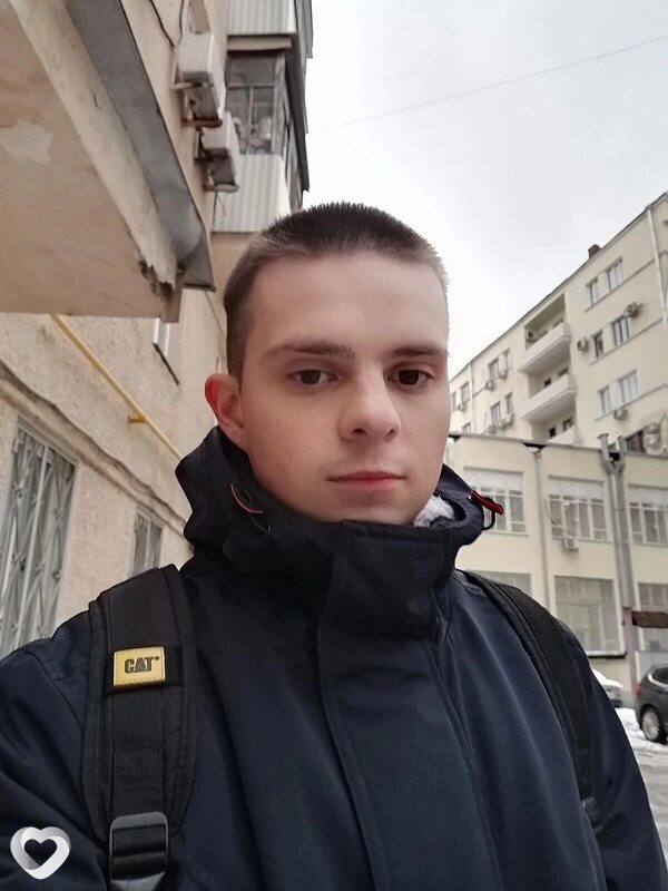 Лёня, 26, Москве — анкета №2426015