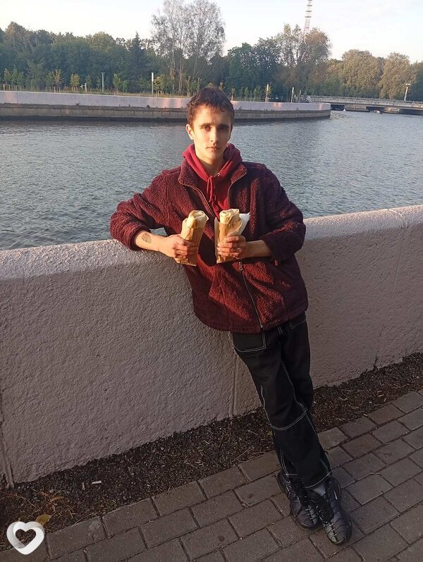 Вадим, 19, Минске — анкета №2426253