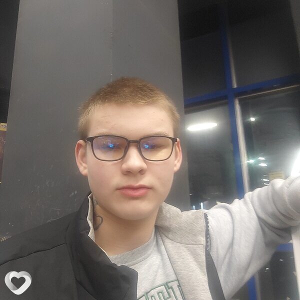 Макс, 19, Донецке — анкета №2426259