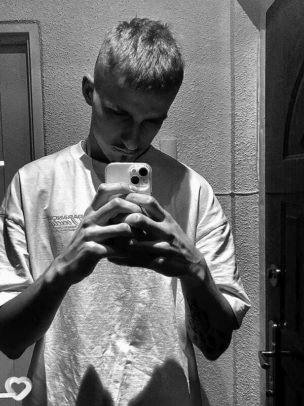 Vladyslav, 19, Познань — анкета №2426445