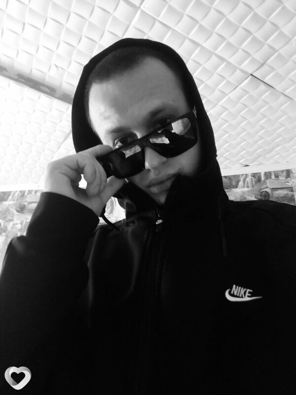 Артем, 30, Волгограде — анкета №2426632