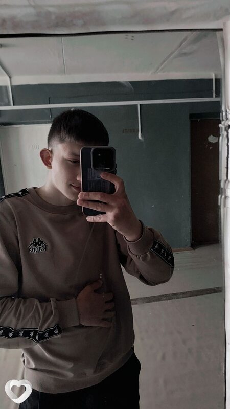 Саша, 20, Рогачев — анкета №2426772