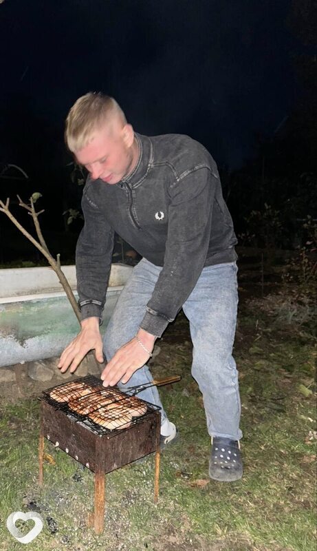 Максим, 23, Ивацевичах — анкета №2427194