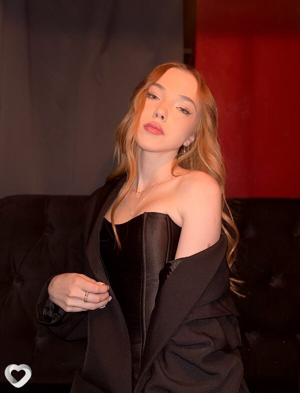 Анна, 22, Москве — анкета №2427266