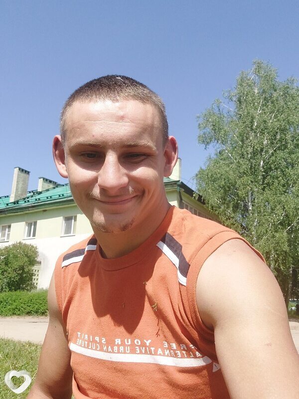 Вова, 30, Кировске — анкета №2427155