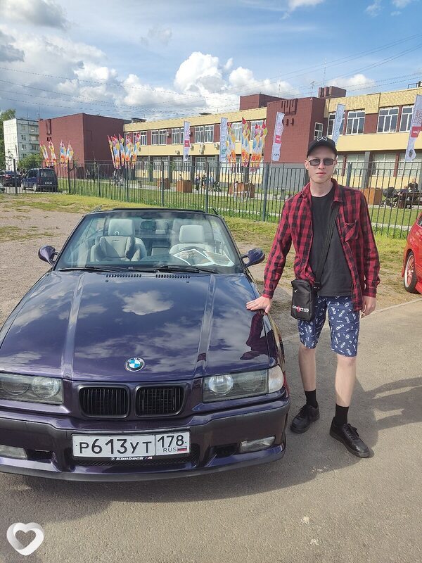Дмитрий, 20, Тосно — анкета №2427371