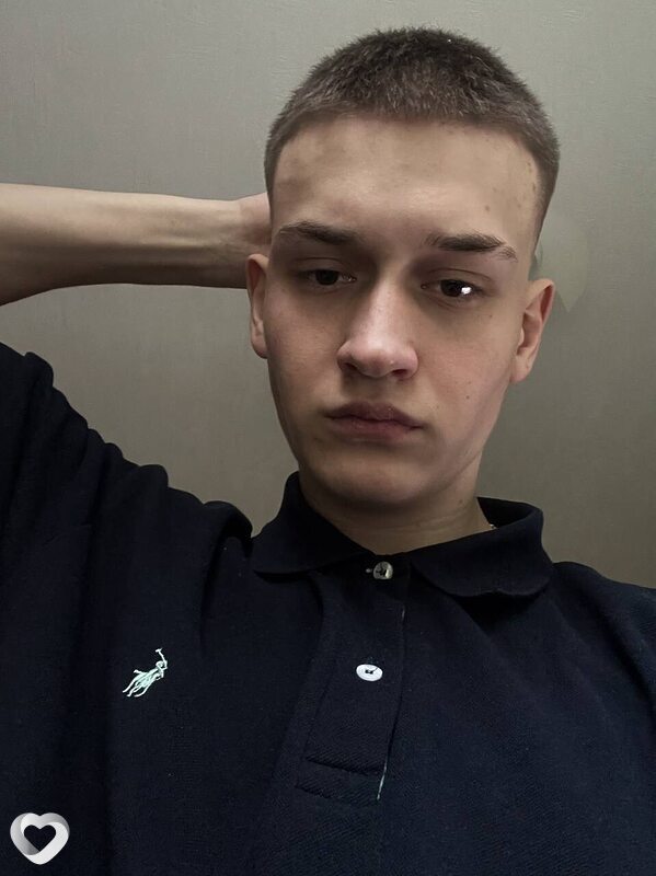 Влад, 21, Великом Новгороде — анкета №2428089