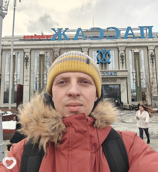 Илья, 27, Москве — анкета №2428198