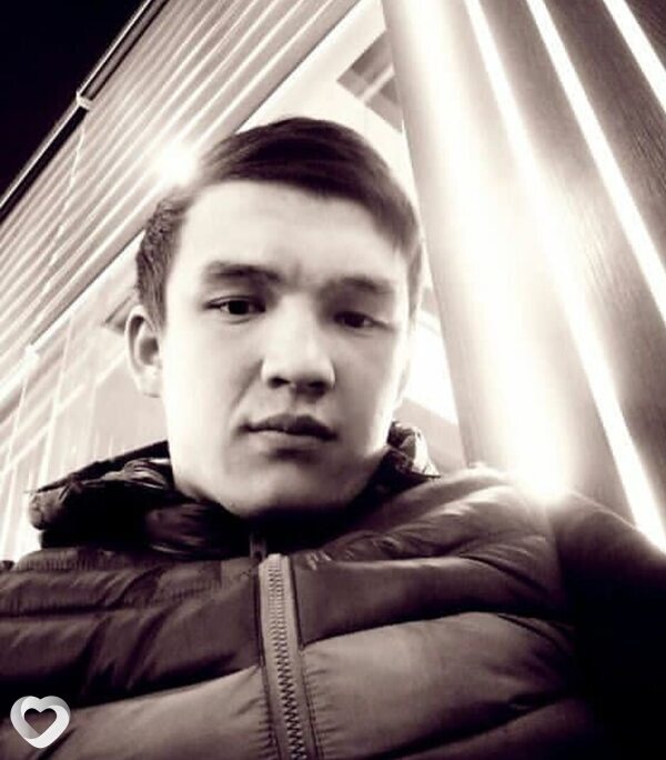 Бек, 26, Владивостоке — анкета №2428413