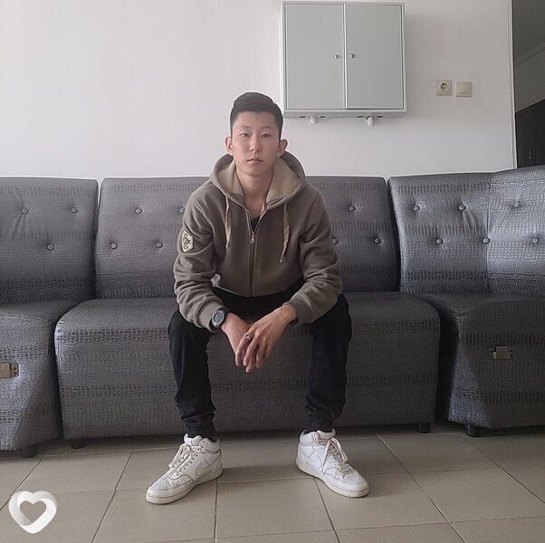 Владимир, 28, Улан-Удэ — анкета №2428851