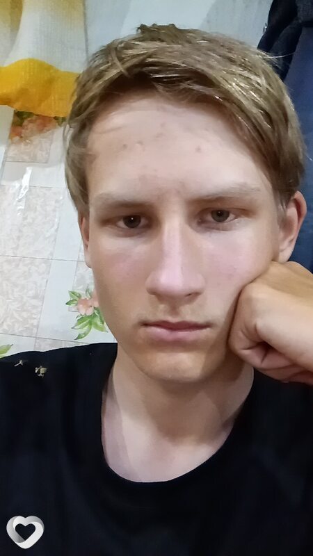 Даниил, 19, Белогорске — анкета №2429402