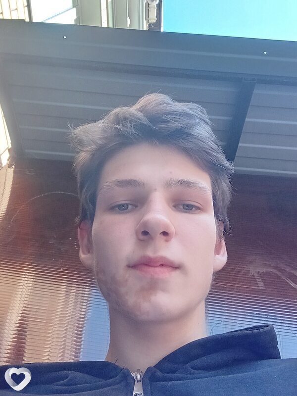 Артем, 19, Краснодаре — анкета №2430389