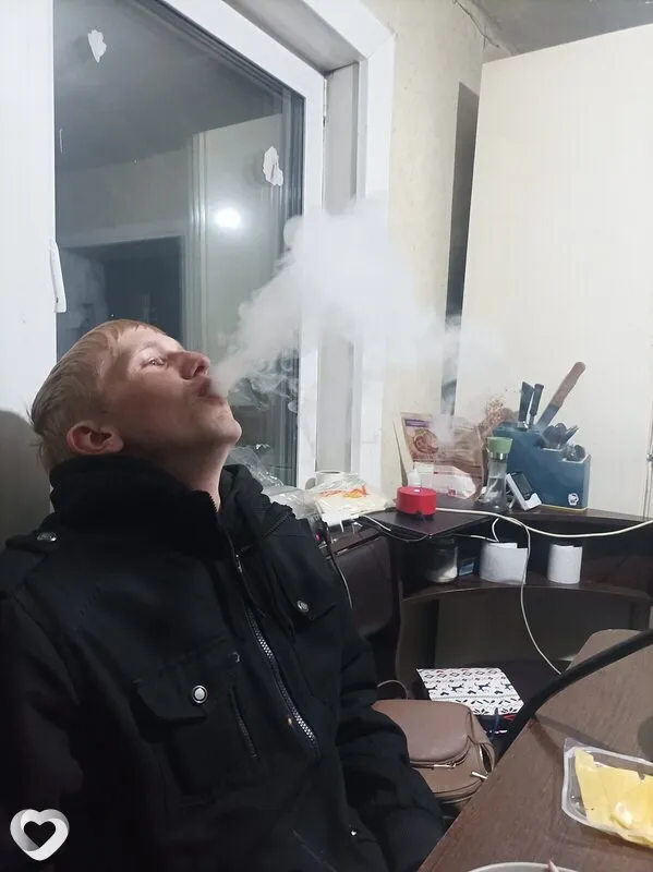 Владимир, 27, Барнауле — анкета №2430575