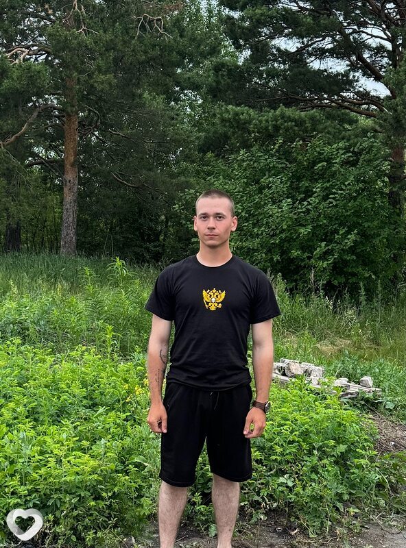 Данил, 21, Екатеринбурге — анкета №2431296