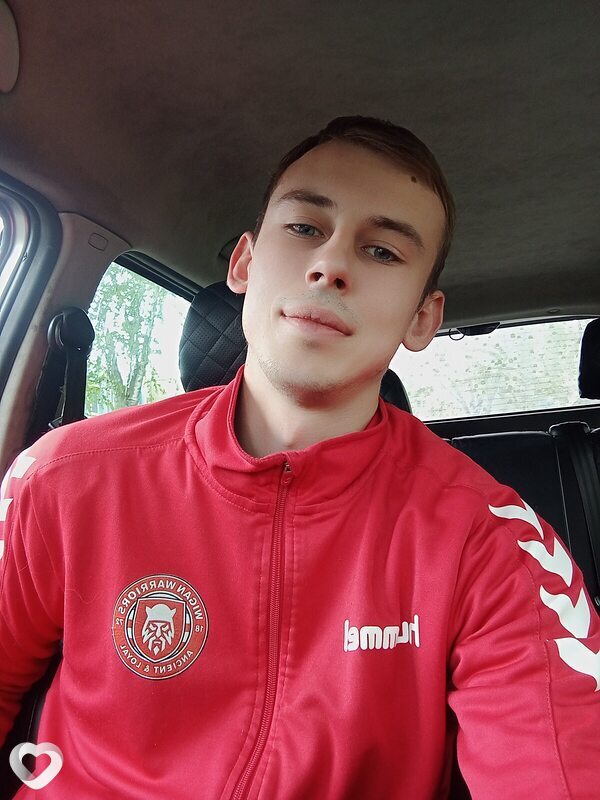 Кирилл, 27, Жодине — анкета №2431388
