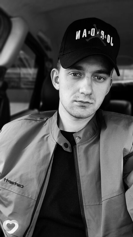 Александр, 24, Петрозаводске — анкета №2431834