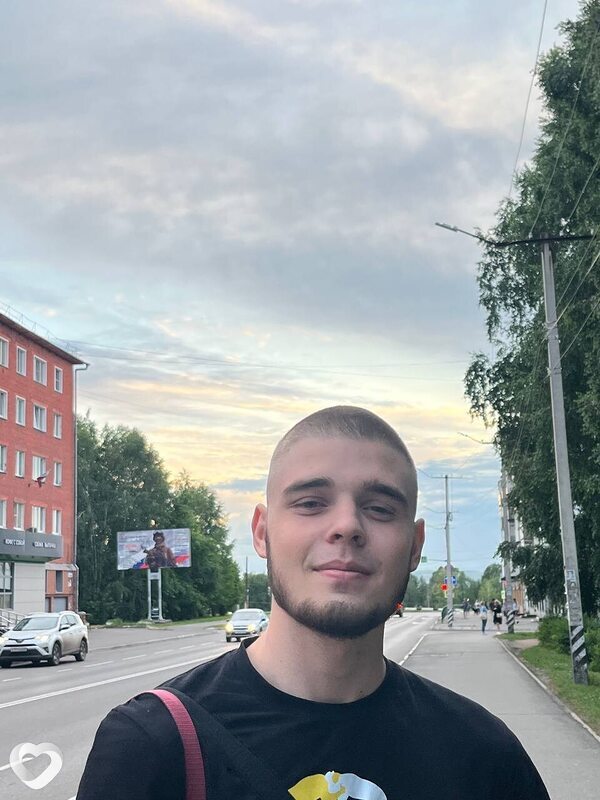 Роман, 19, Новокузнецке — анкета №2431707