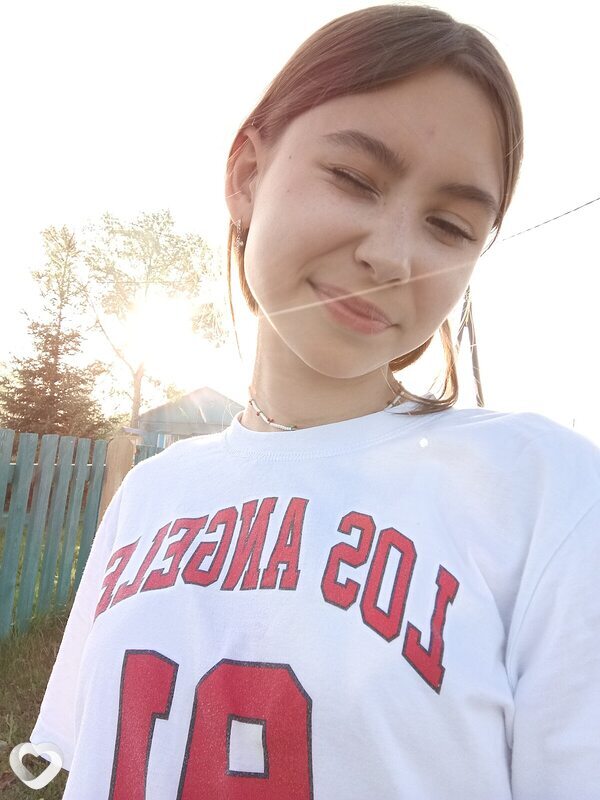 Фаина, 21, Железногорске-Илимском — анкета №2431722