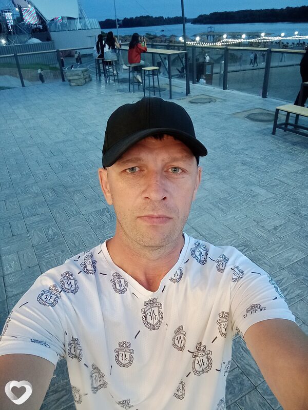 Олег, 37, Павлодаре — анкета №2431775