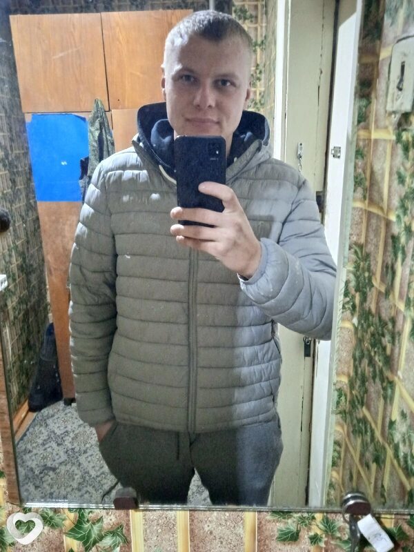 Захар, 23, Барнауле — анкета №2431805