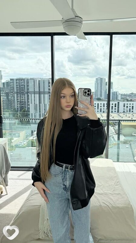 Алина, 20, Барнауле — анкета №2432497