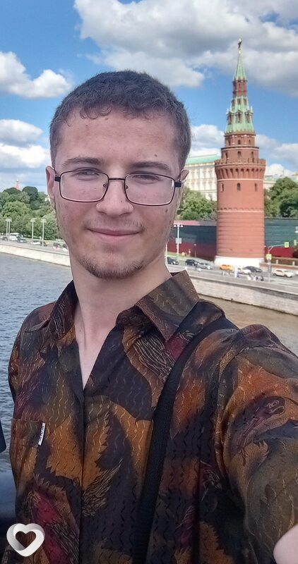 Илья, 20, Москве — анкета №2432296