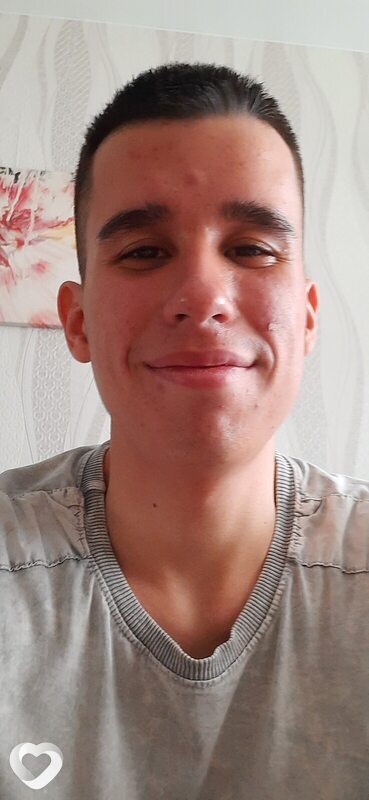 Родион, 23, Апатитах — анкета №2432971