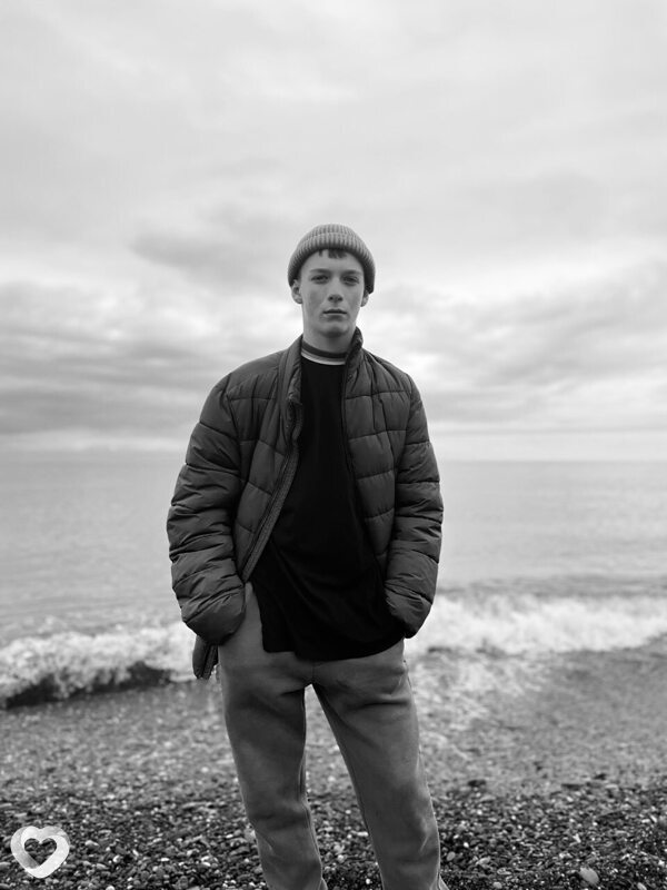 Глеб, 19, Ессентуках — анкета №2433258