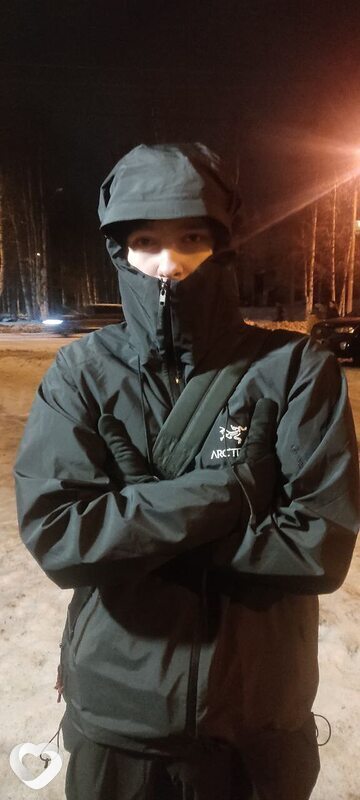 Артëм, 19, Архангельске — анкета №2434018