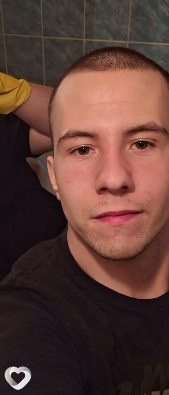 Иван, 21, Екатеринбурге — анкета №2434196