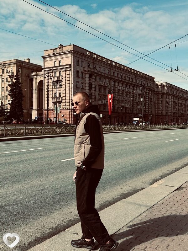 Паша, 26, Москве — анкета №2434780