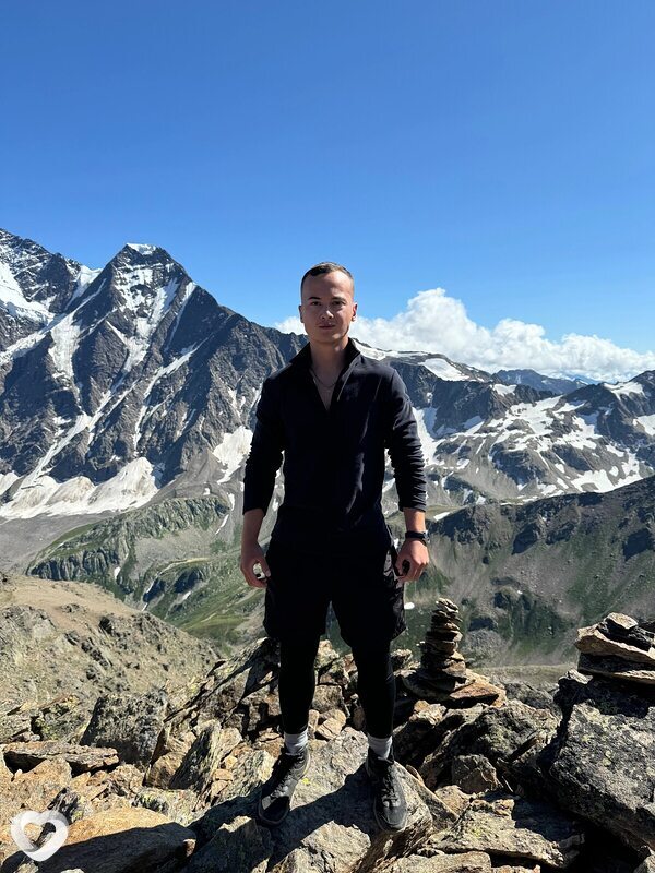 Макс, 21, Севастополе — анкета №2434969