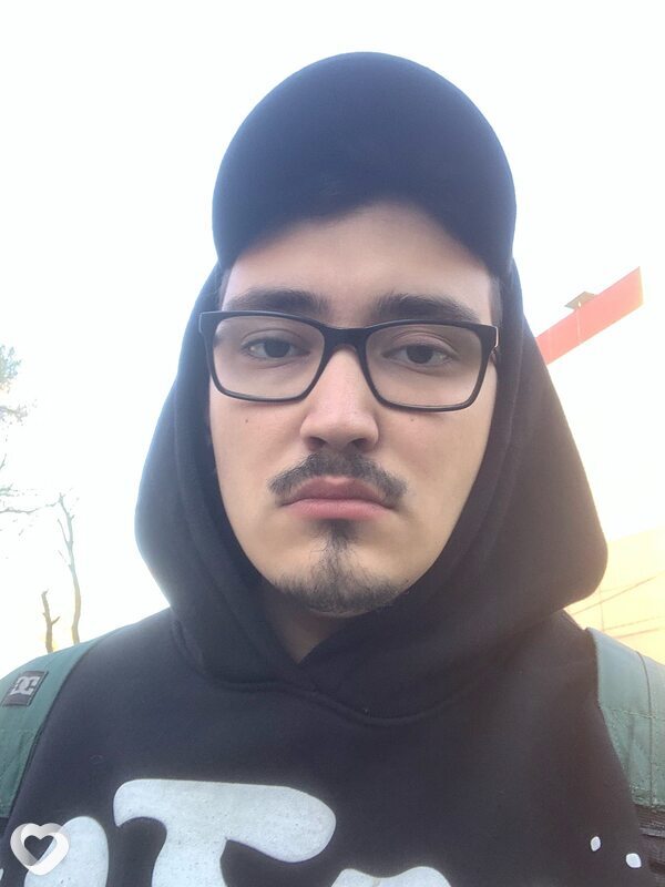 Павел, 22, Москве — анкета №2435064