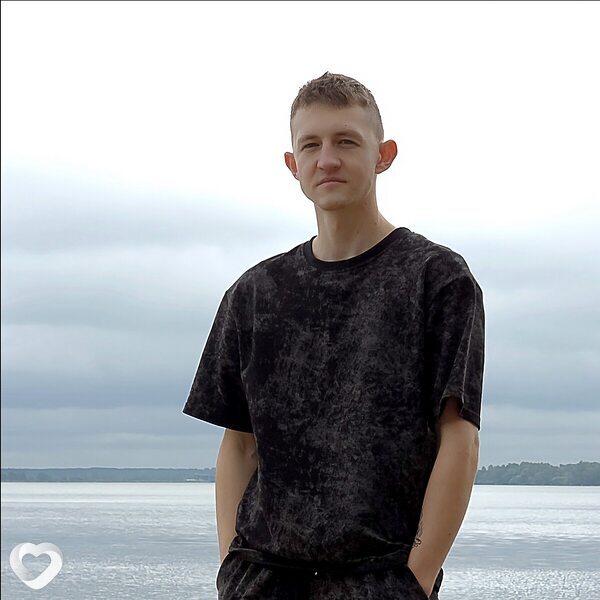 Дмитрий, 22, Могилев — анкета №2435221