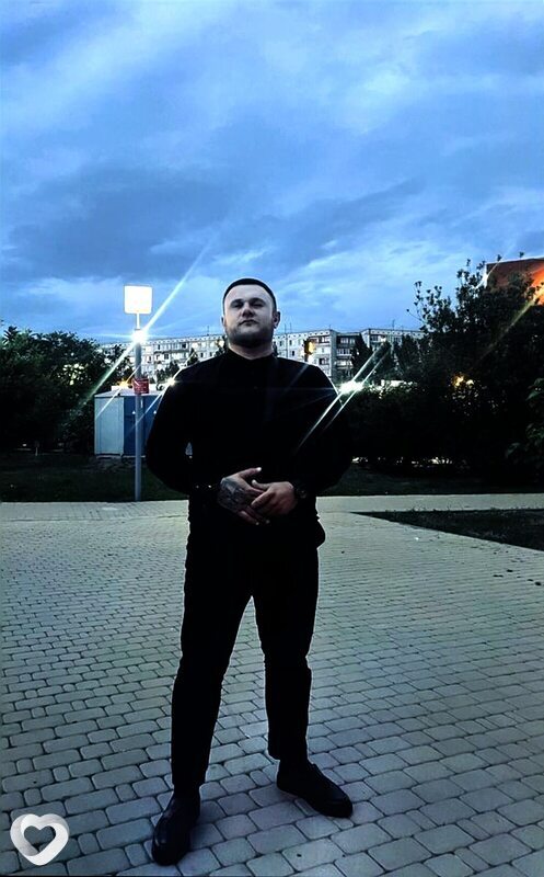 Дмитрий, 33, Снежном — анкета №2435702