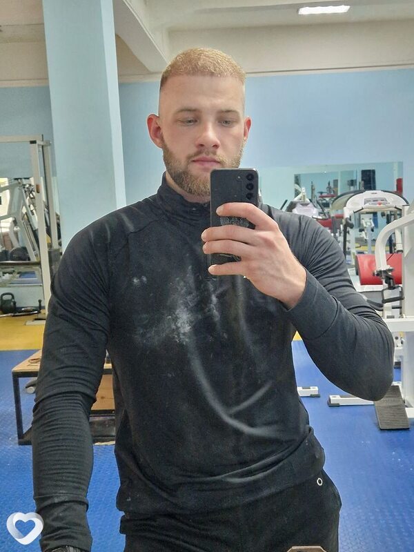 Владимир, 23, Хабаровске — анкета №2435556