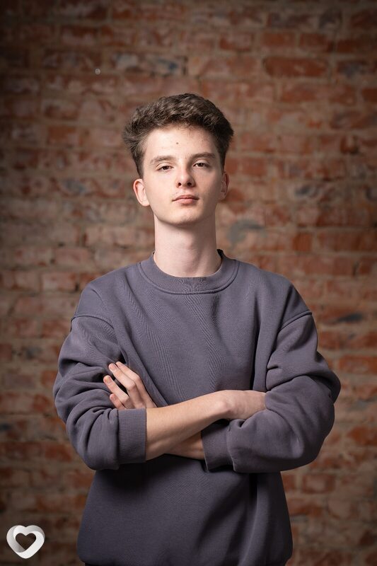 Иван, 19, Туле — анкета №2435750