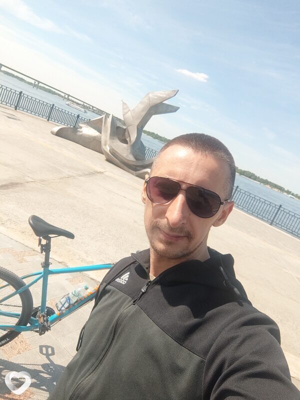 Артем, 36, Волжском — анкета №2436147