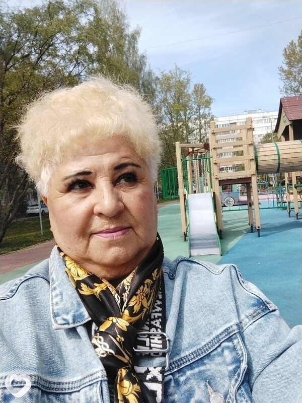 Лариса, 71, Санкт-Петербурге — анкета №2436312