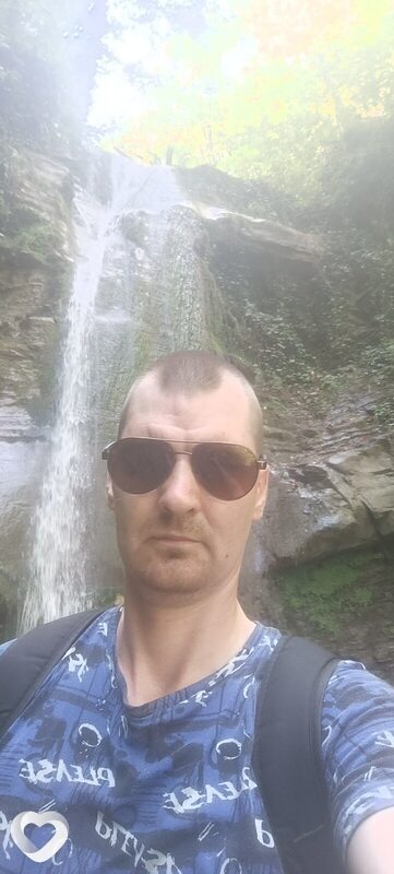 Анатолий, 35, Череповце — анкета №2436405