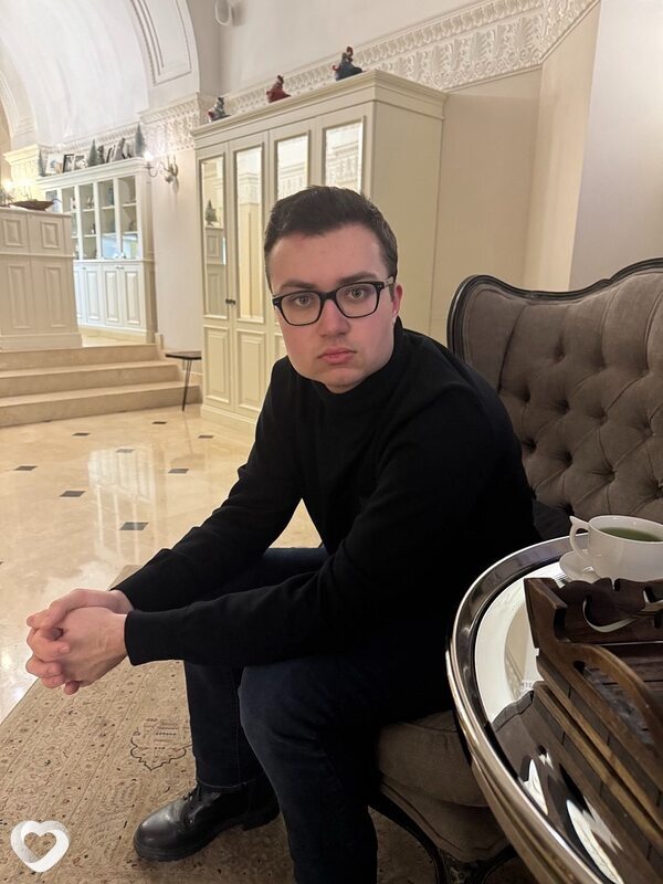 Артём, 24, Москве — анкета №2436764