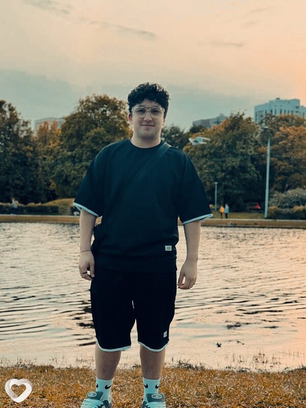 Манучехр, 19, Москве — анкета №2436823
